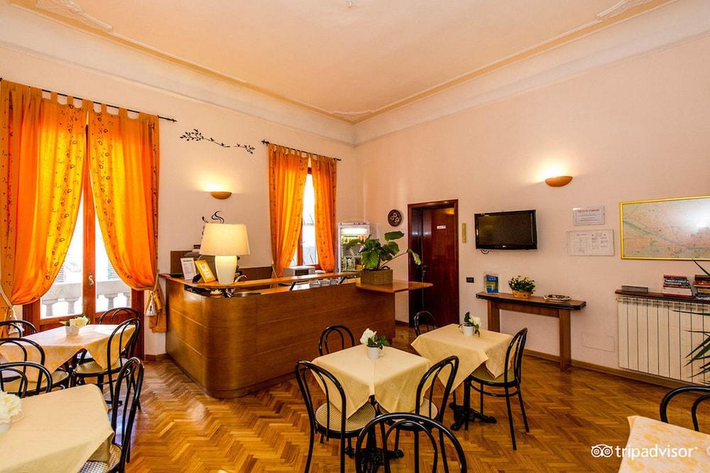 Hotel Leopolda Florence Exterior photo